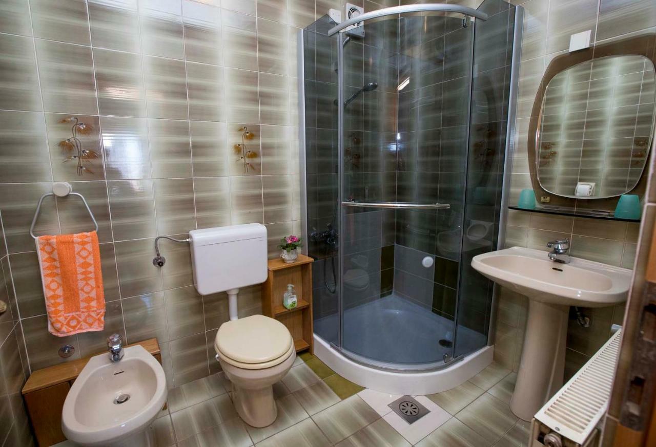 Apartmaji Karbic Postojna Dış mekan fotoğraf