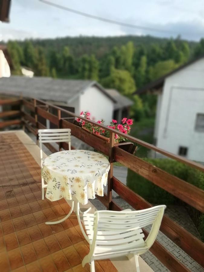 Apartmaji Karbic Postojna Dış mekan fotoğraf